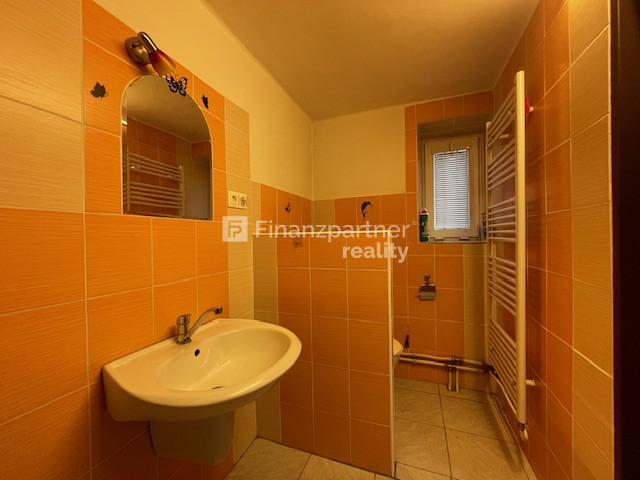 Skvelý rekonštruovaný rodinný dom Tichý Potok (F682-12-ANM) - 8