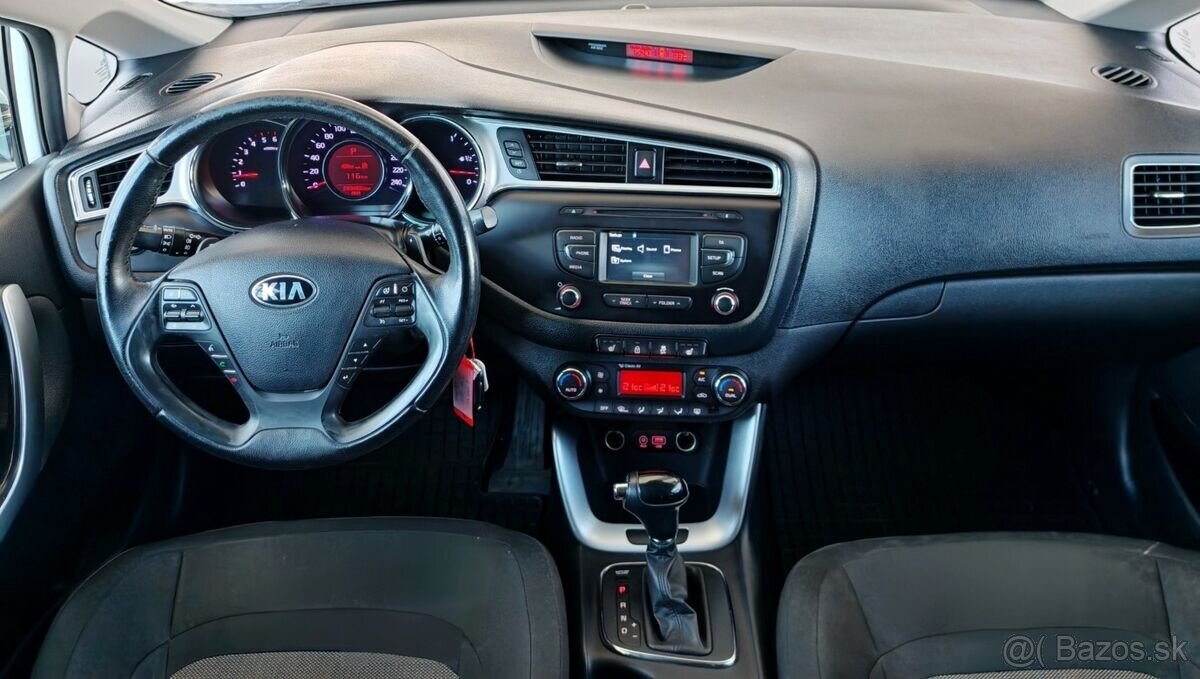 Kia Ceed SW 1.6 CRDI 100kW GOLD AT - 8