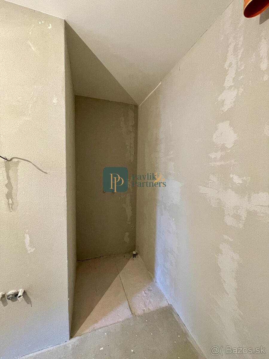 Predaj 4.izbový rodinný dom,novostavba, Mojmírovce 14km od N - 8