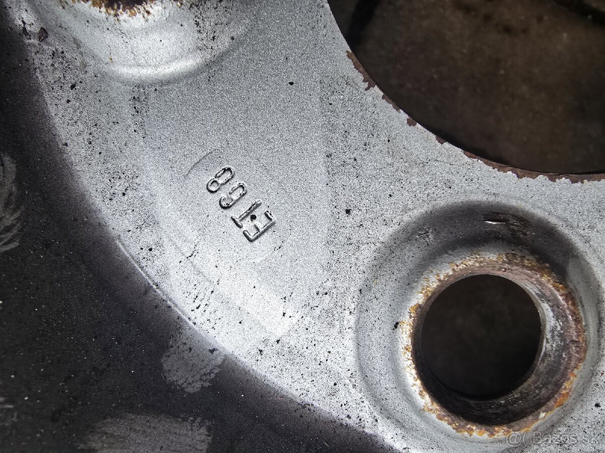 Disky r15 plus pneu - 8