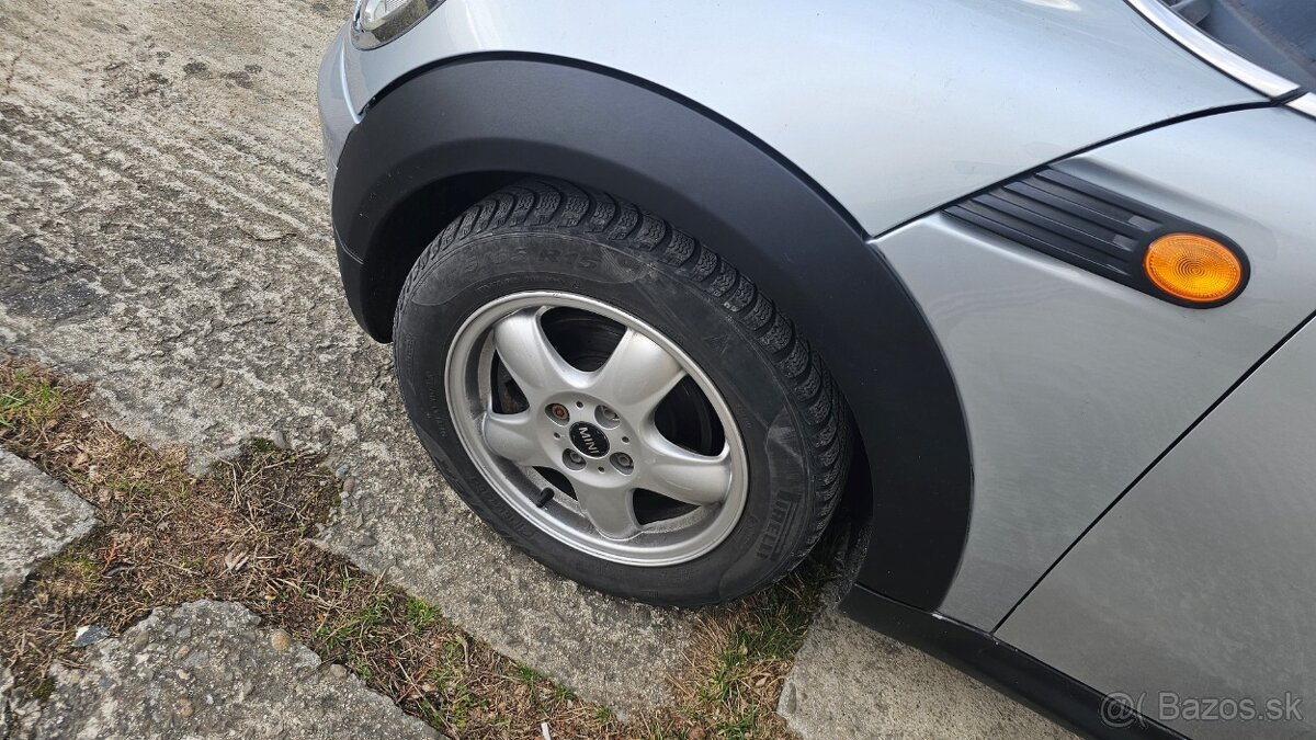 Mini One R56 - 1,4 benzín - vymením za väčšie - 8
