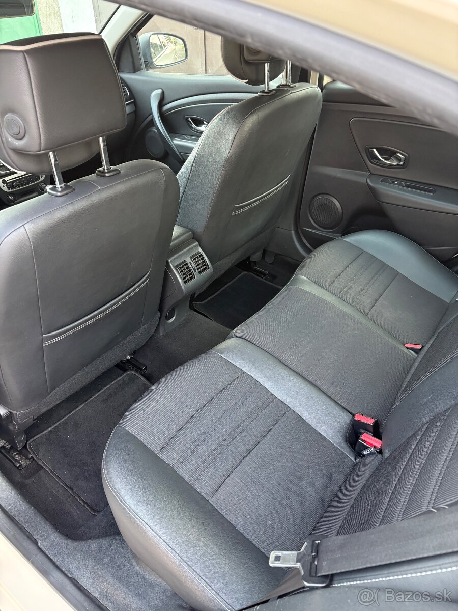 Renault Fluence 1.5dci - 8