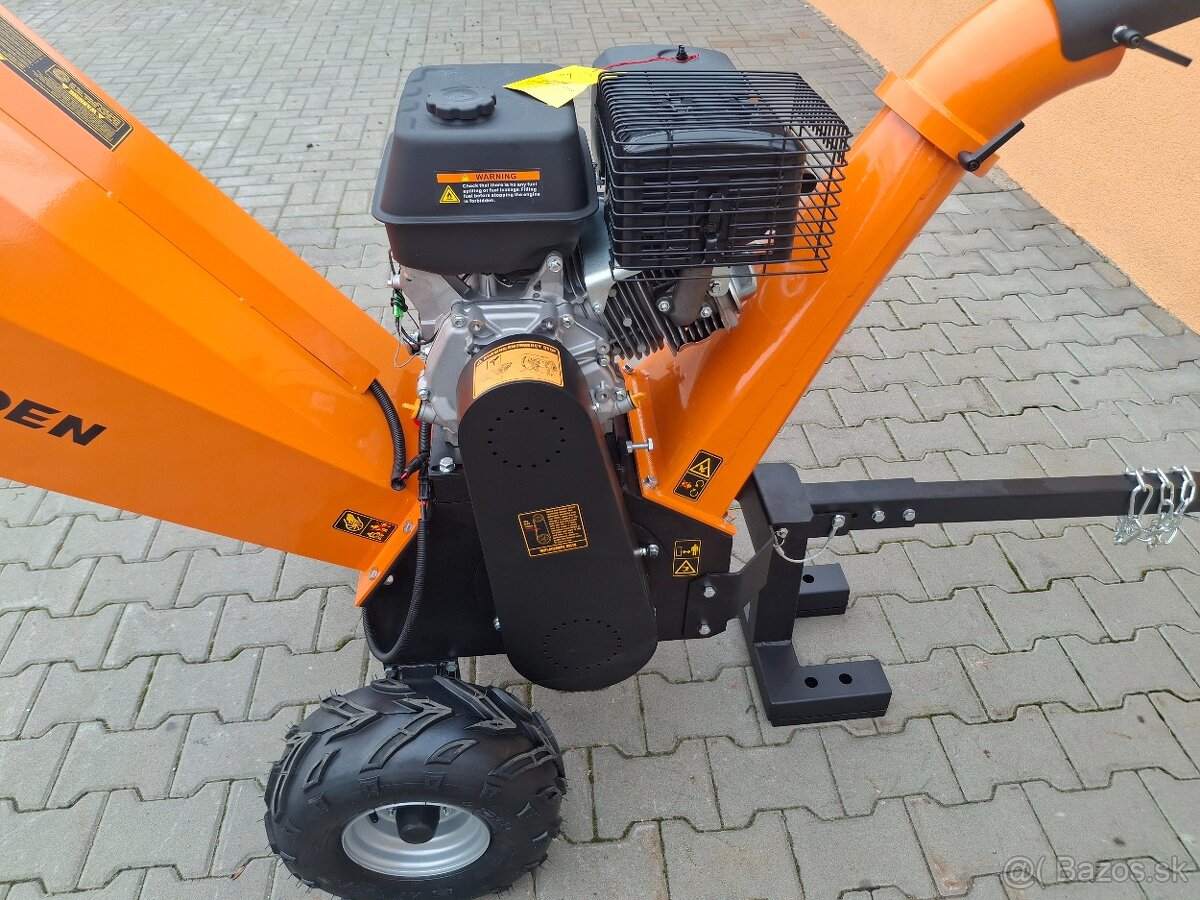 Štěpkovač větví benzínový - 8