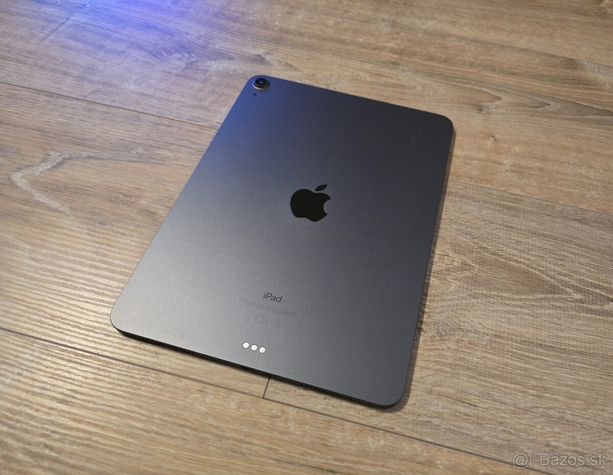 Apple iPad Air 4 64GB - 8