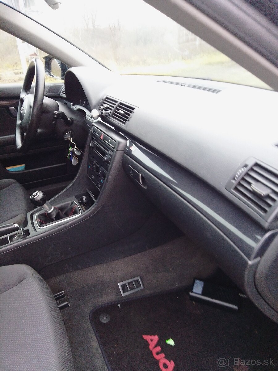 Audi A4 Avant B6 - 8