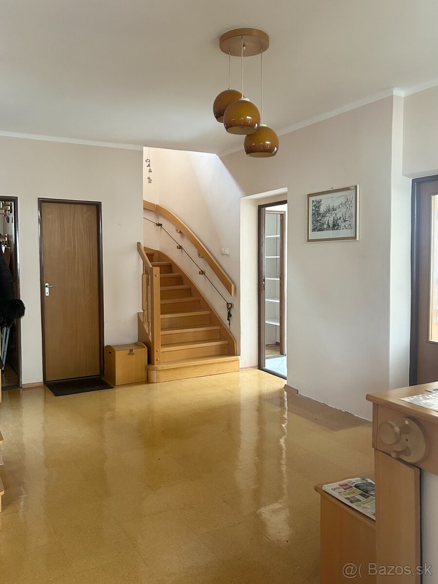 RFReality ponúka rod.dom v tichej lokalite - blízko centra - 8