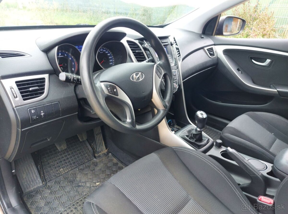 Hyundai i30 2012 - 2017 hatchback - 8