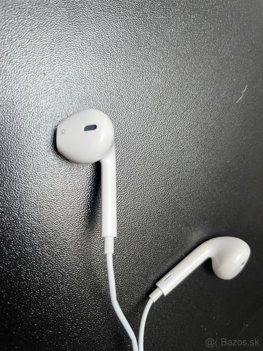 Apple Earpods (USB-C) - 8