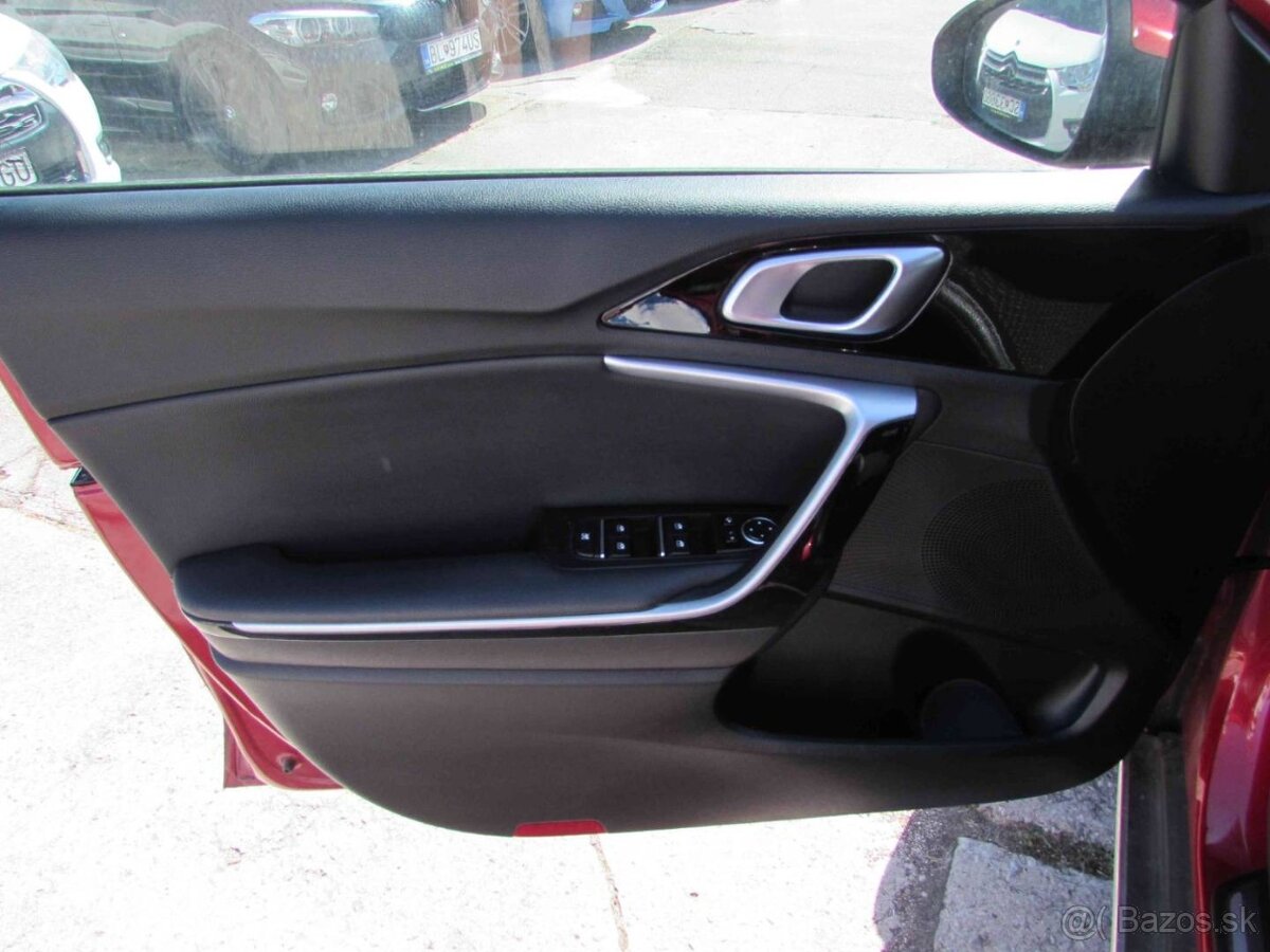 Kia XCeed 1.6 CRDi 136k AUTOMAT-NOVÝ SERVIS - Ešte v ZÁRUKE - 8