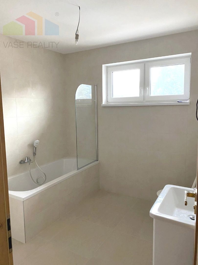 Trojizbový mezonetový byt Banka pri Piešťanoch - 8