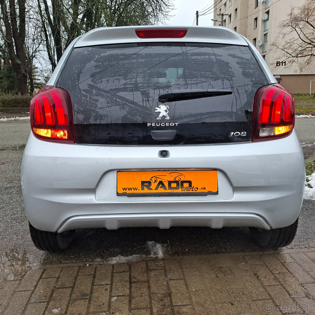 Peugeot 108 1,2 PureTech Allure TOP - 8