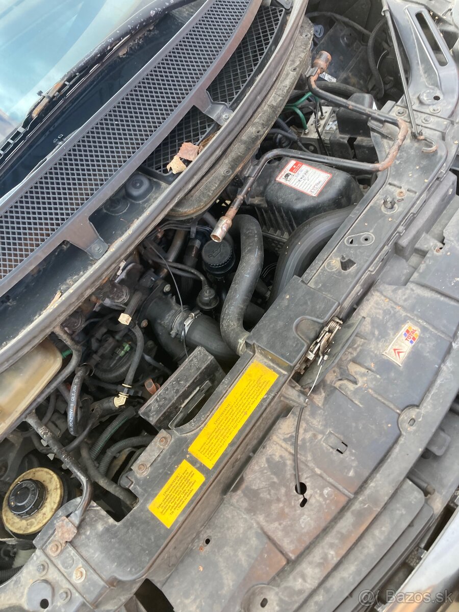 Rozpredam Citroen C8 2.2 HDI 90kw - 8