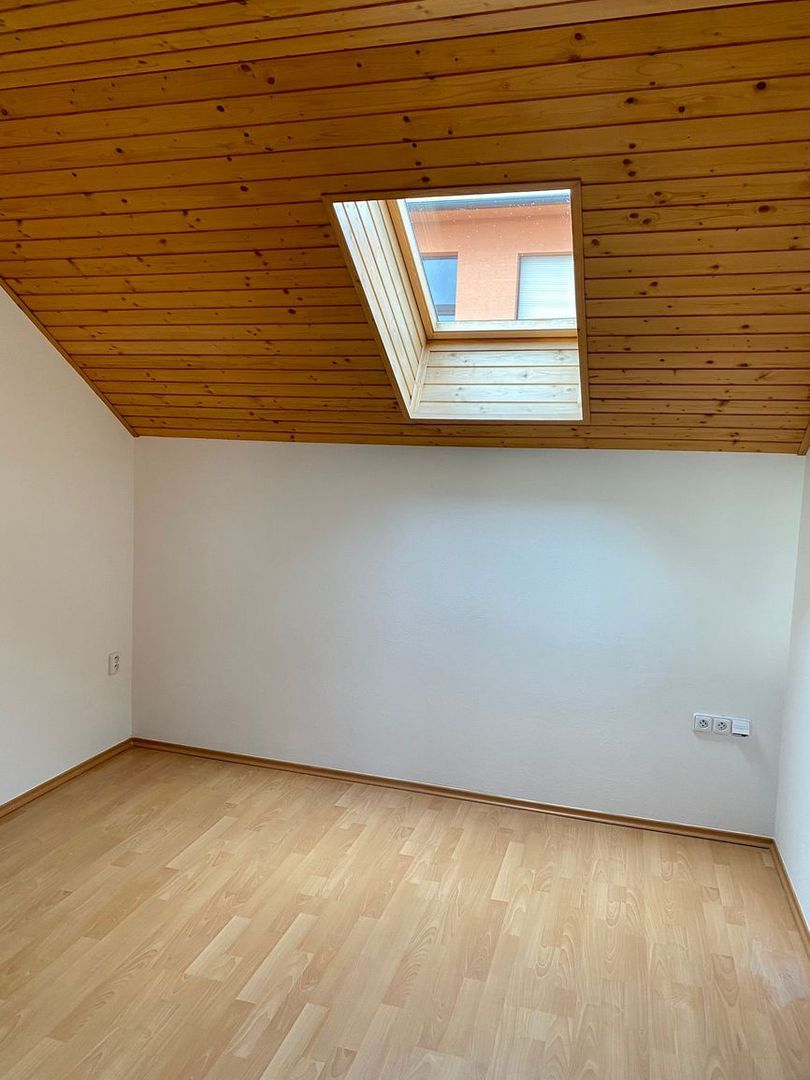 Na prenájom - 4i dom, ul. Pútnická, Záhorská Bystrica TOP - 8