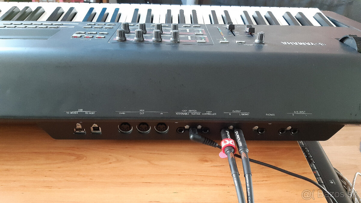 Yamaha MOX 8 - 8