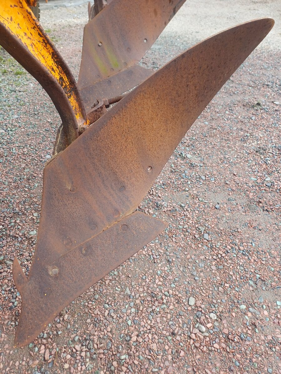 Pluh 4 obracak, stvorak, 3+1, nonstop isteny - 8