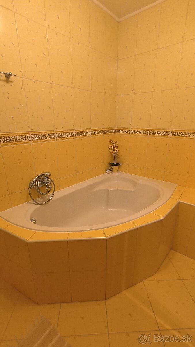 Slnečný 3 izbový byt - 8