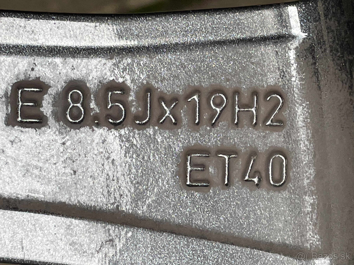 Org. AUDI S-line 8,5jxR19 ET 40 255 40 R19 Mercedes VW - 8