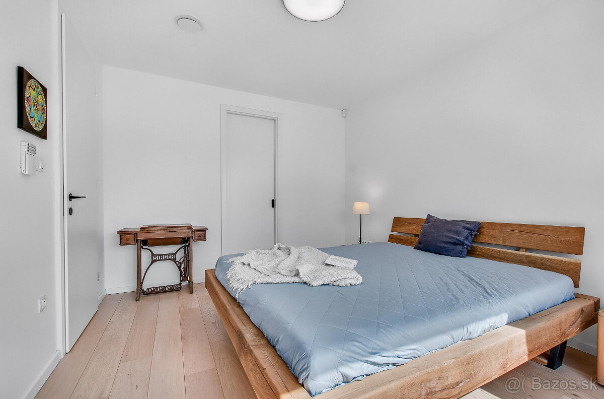 Slnečný RD s výhľadom na greeny v Residencii - 8