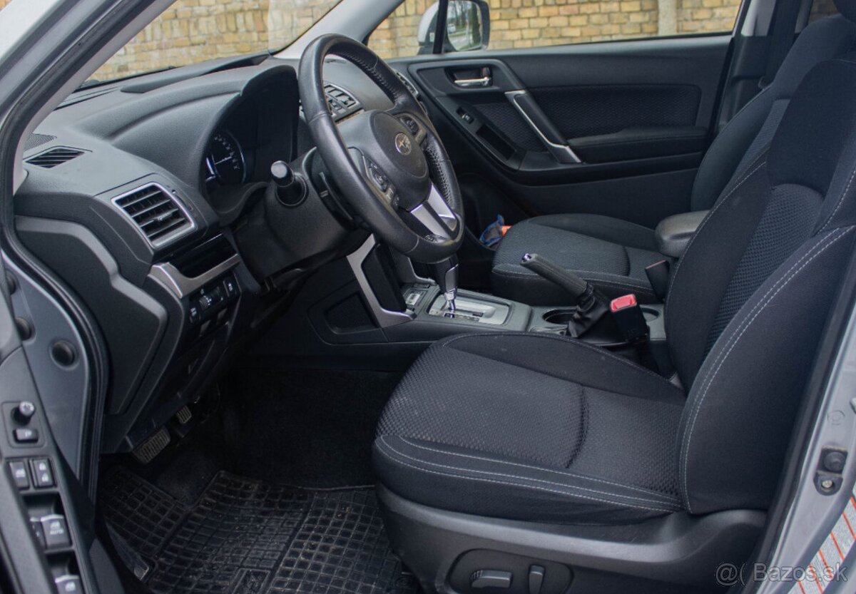 Subaru Forester 2,0 benzín/ automat/ - 8