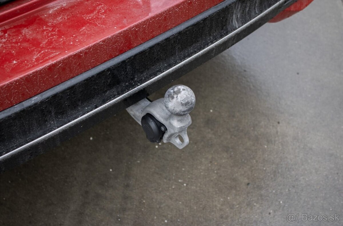 Volkswagen Passat Variant 2.0 TDI Elegance DSG - 8