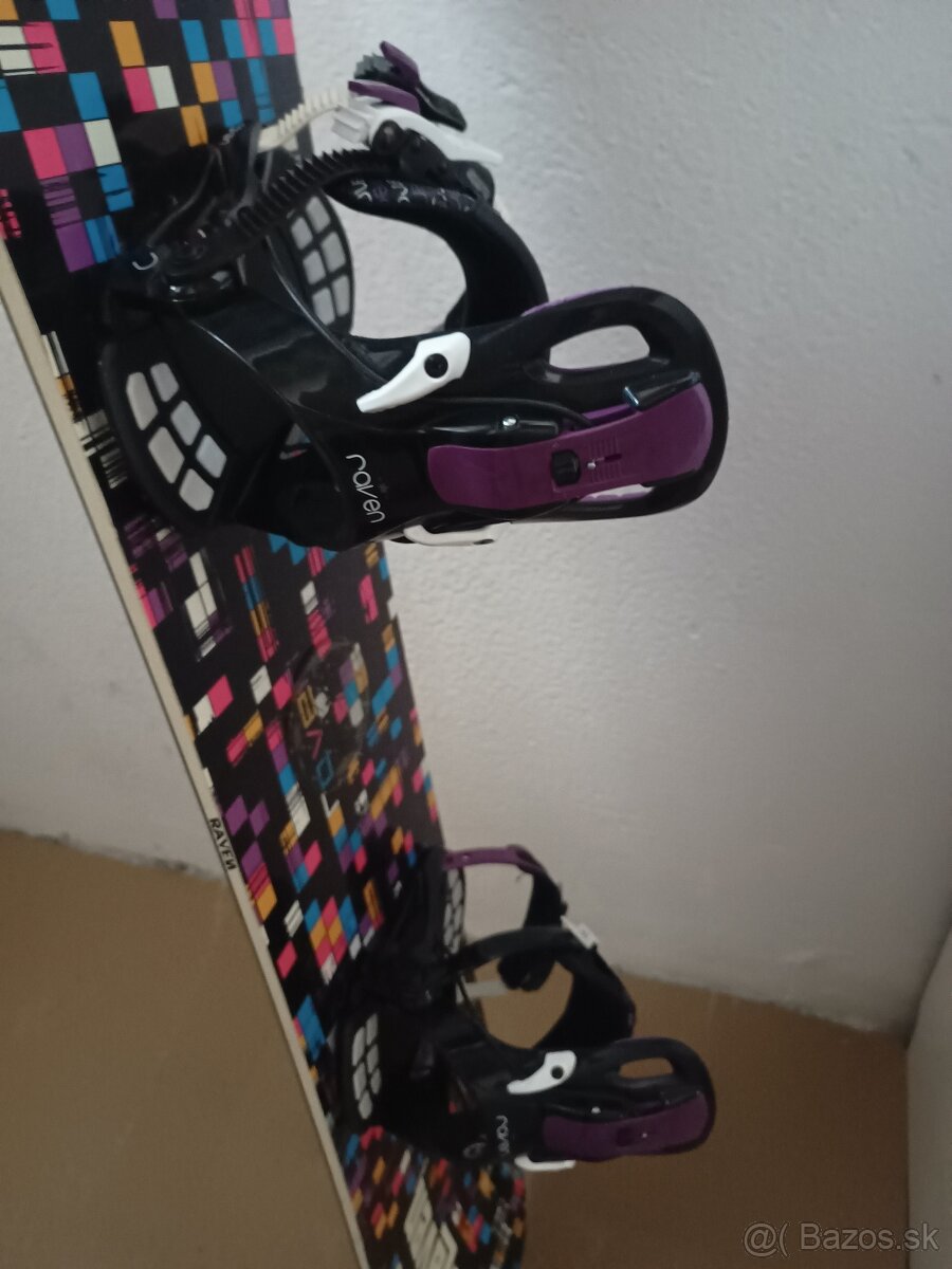 Krasny damsky 150 cm snowboard RAVEN s viazanim - 8