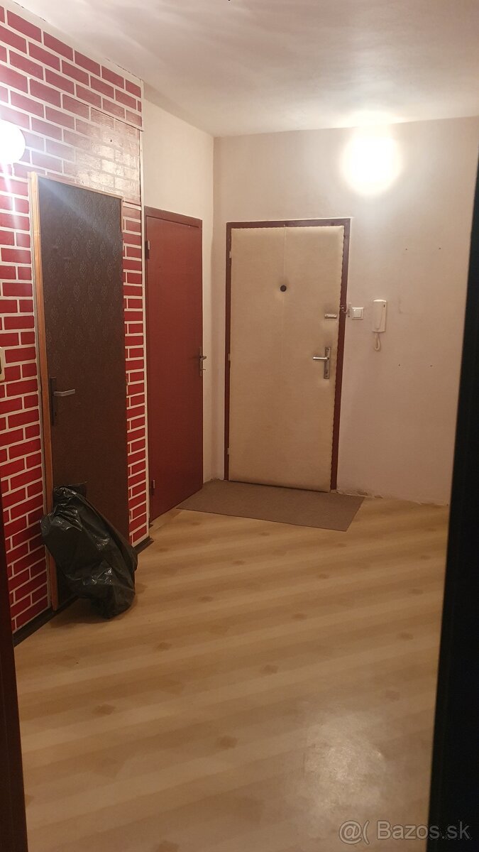 3 izbovy byt s neobmedzenými výhľadmi - 8