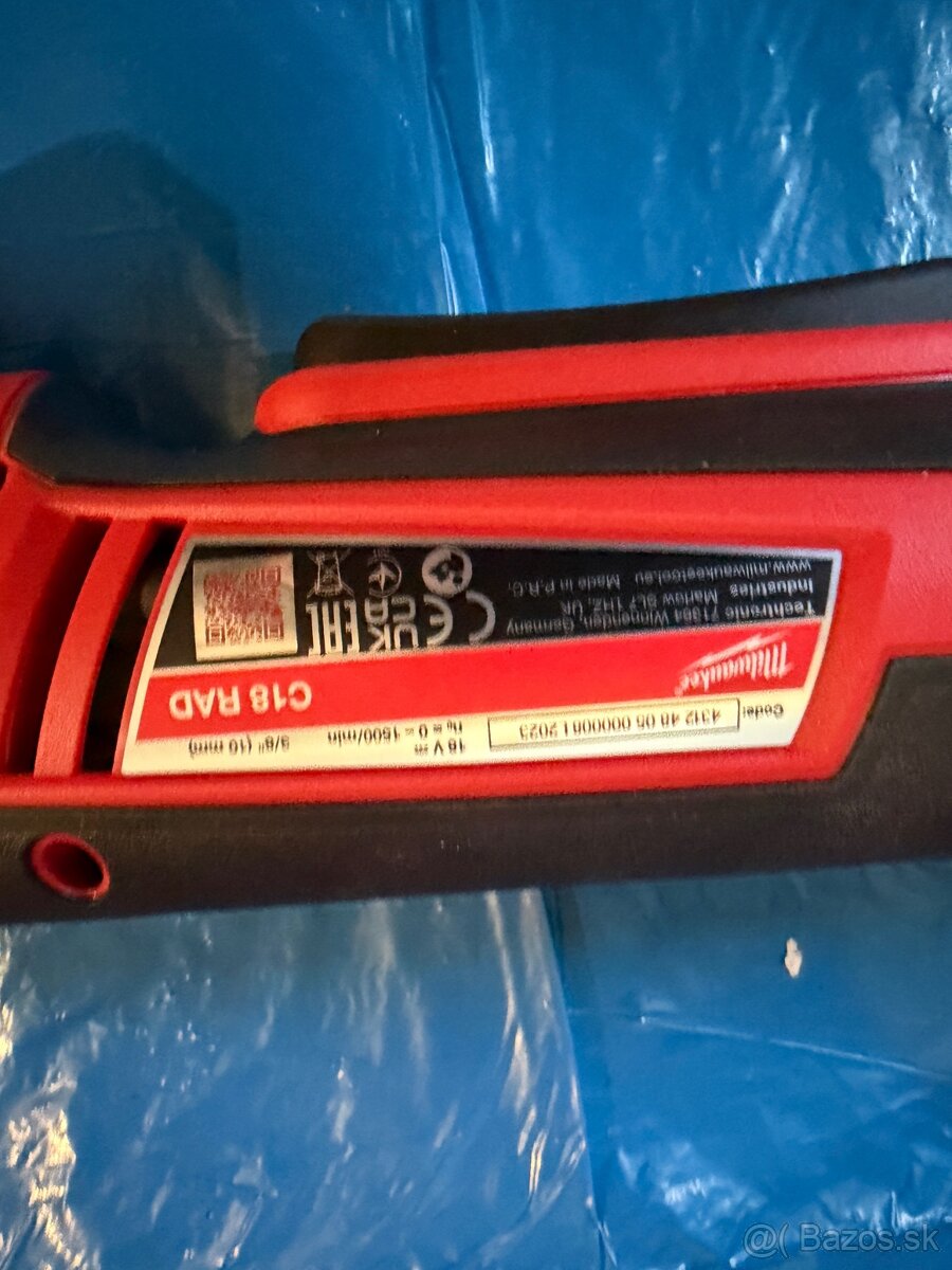 Aku pravouhlá vrtačka Milwaukee - 8