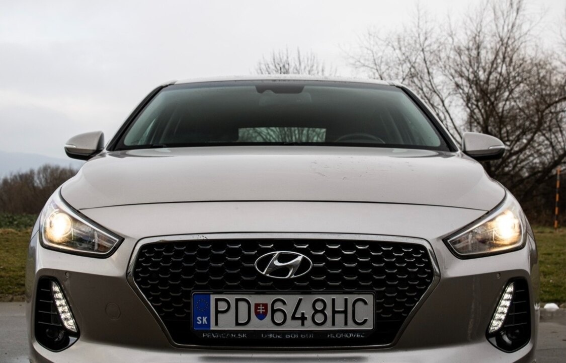 Hyundai i30 1.6 CRDi automat - 8