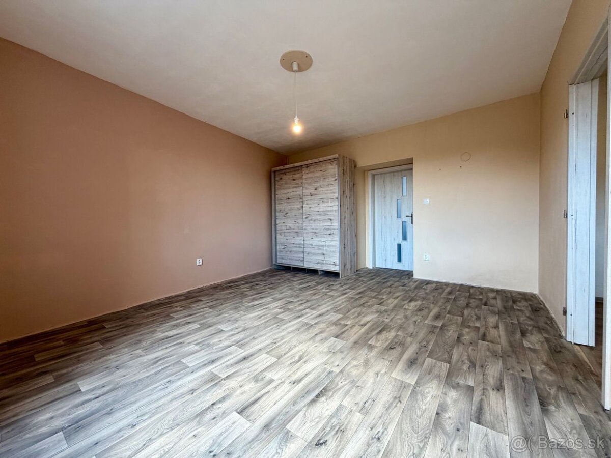 Priestranný 2 izbový byt , Považská - 8