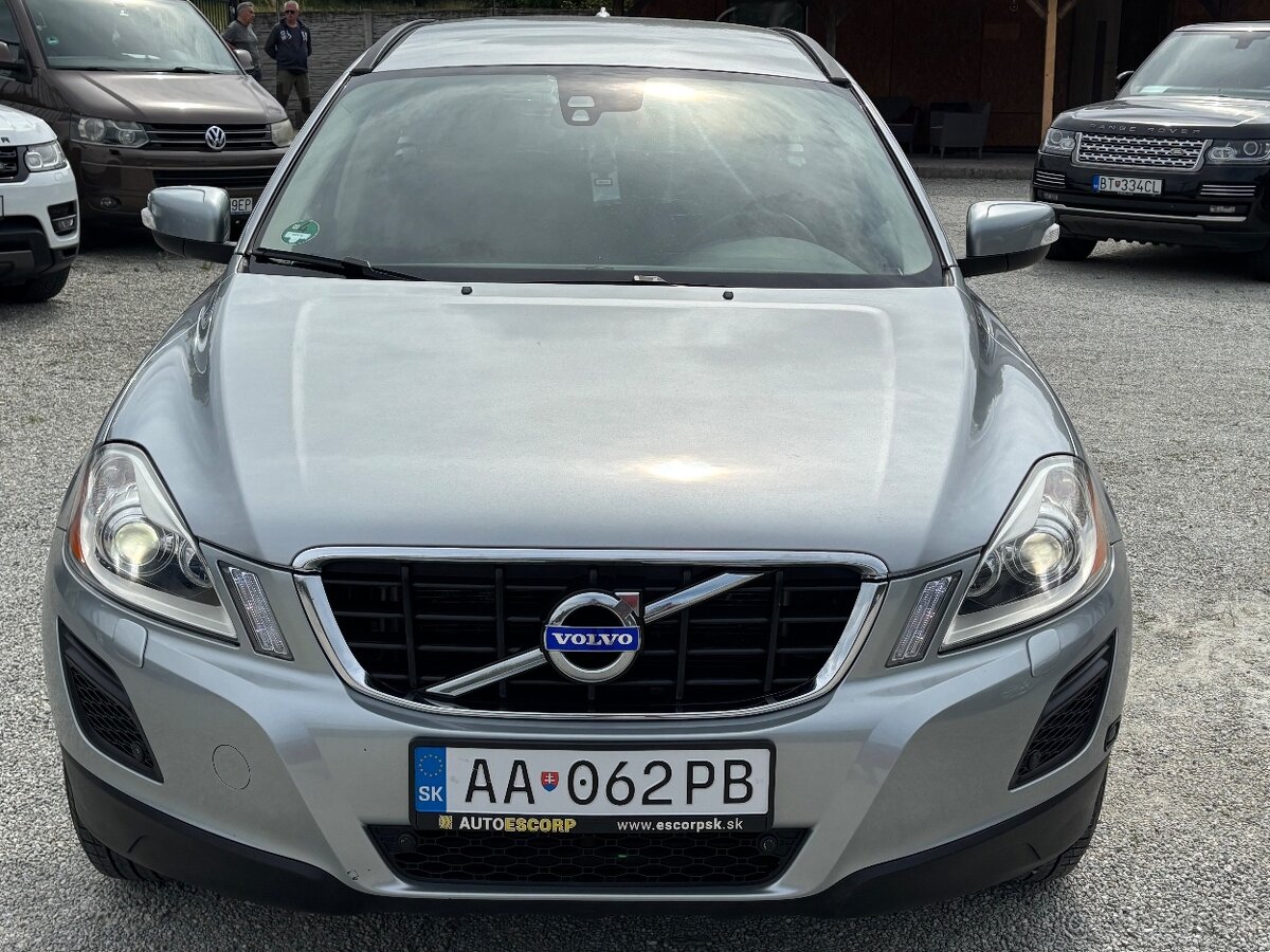 Volvo XC60 Summum 2.4 D Automat, po servise, TOP stav - 8