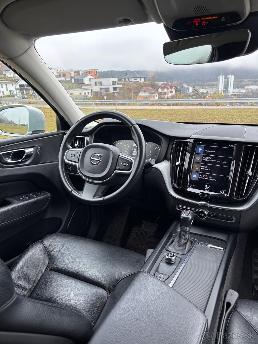 Volvo XC60 D4 4x4 top stav - 8