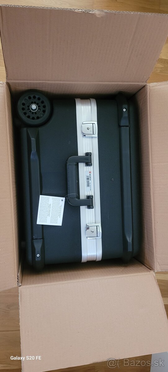 Predám kufor zn.Würth väčší - 8