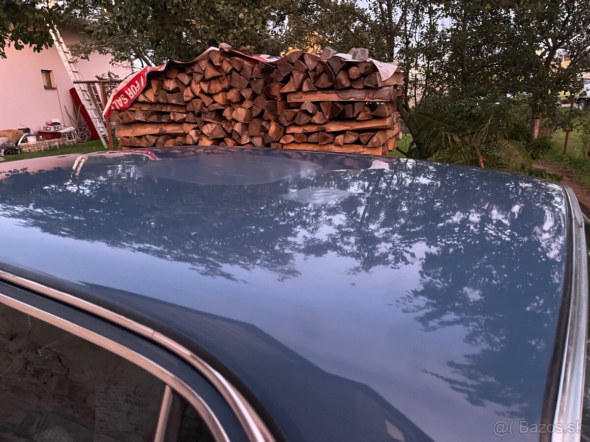 Mercedes - Benz 240d - 8