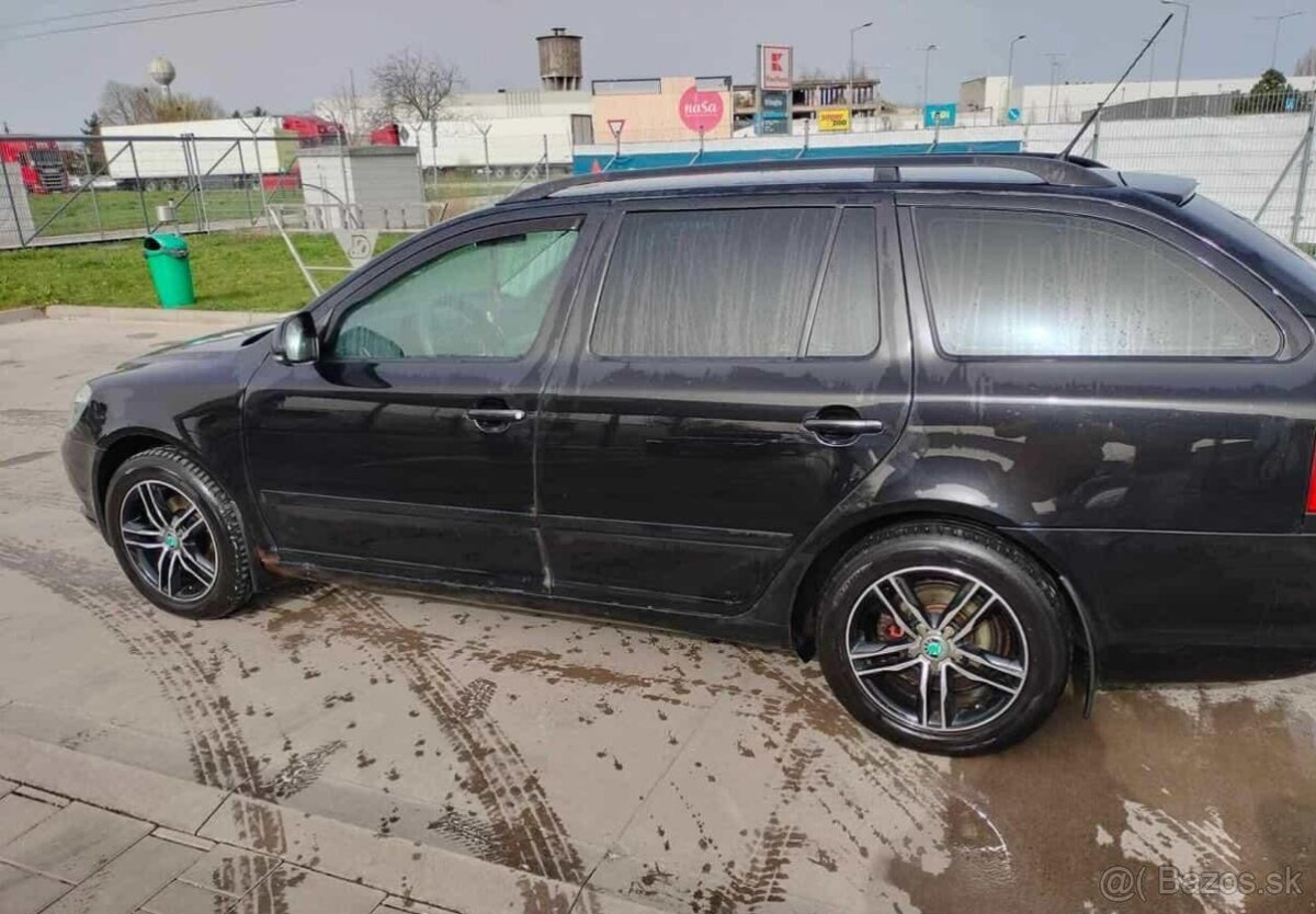 Škoda Octavia II - 8