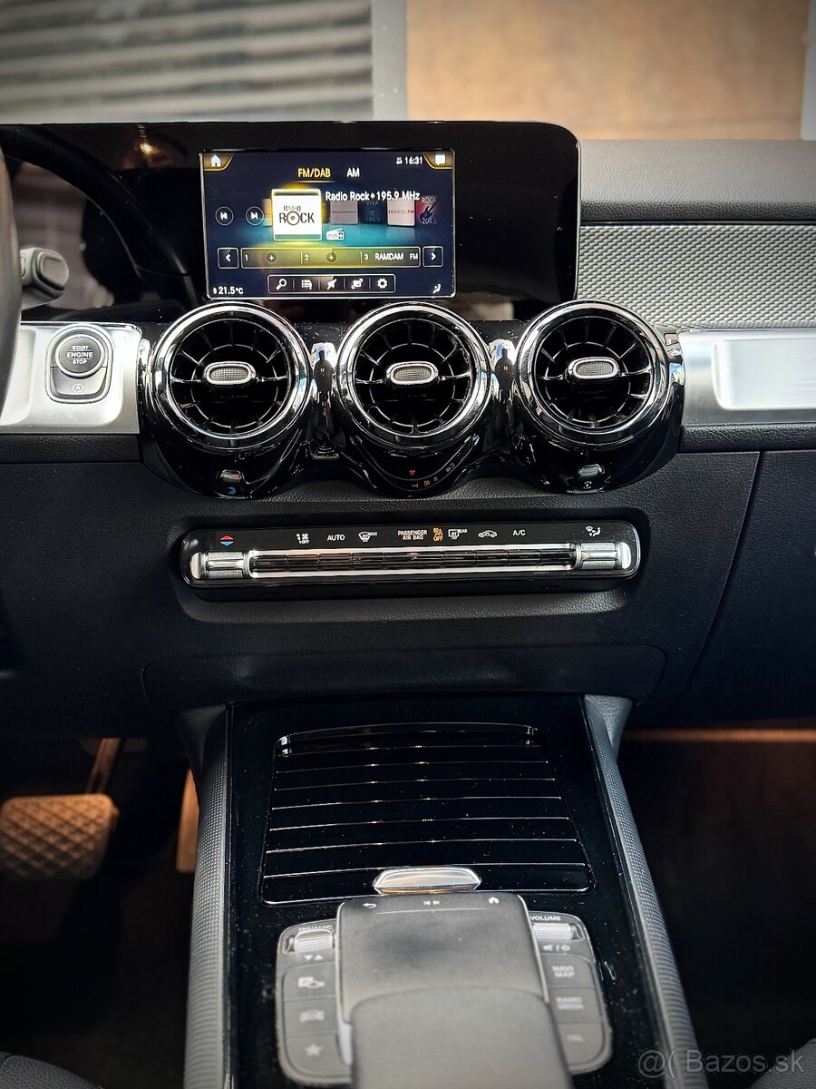 MERCEDES-BENZ GLB 180D - 8