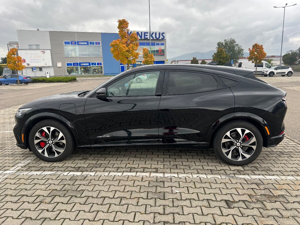 Ford Mustang Mach-E AWD Extended Range 273kW (2022) - 8