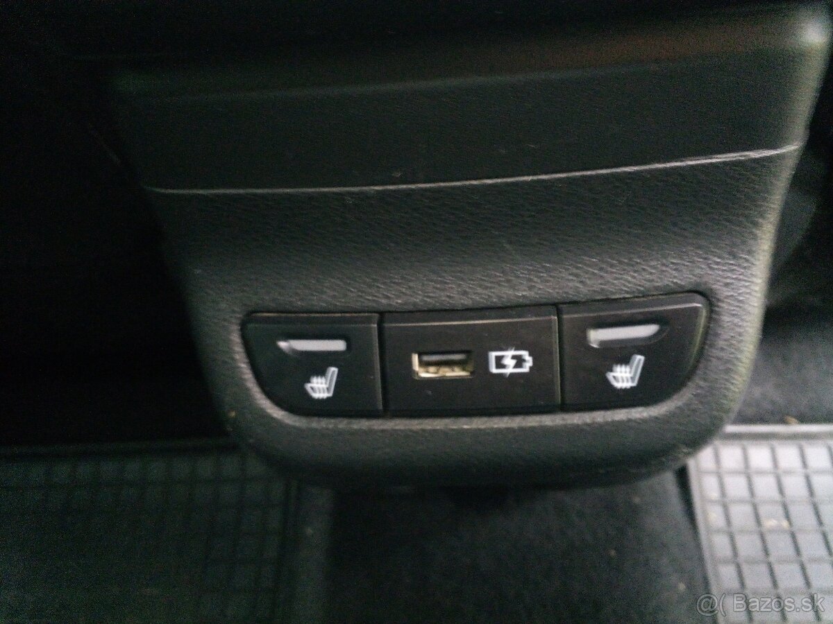 Lada Vesta SW CROSS - 8