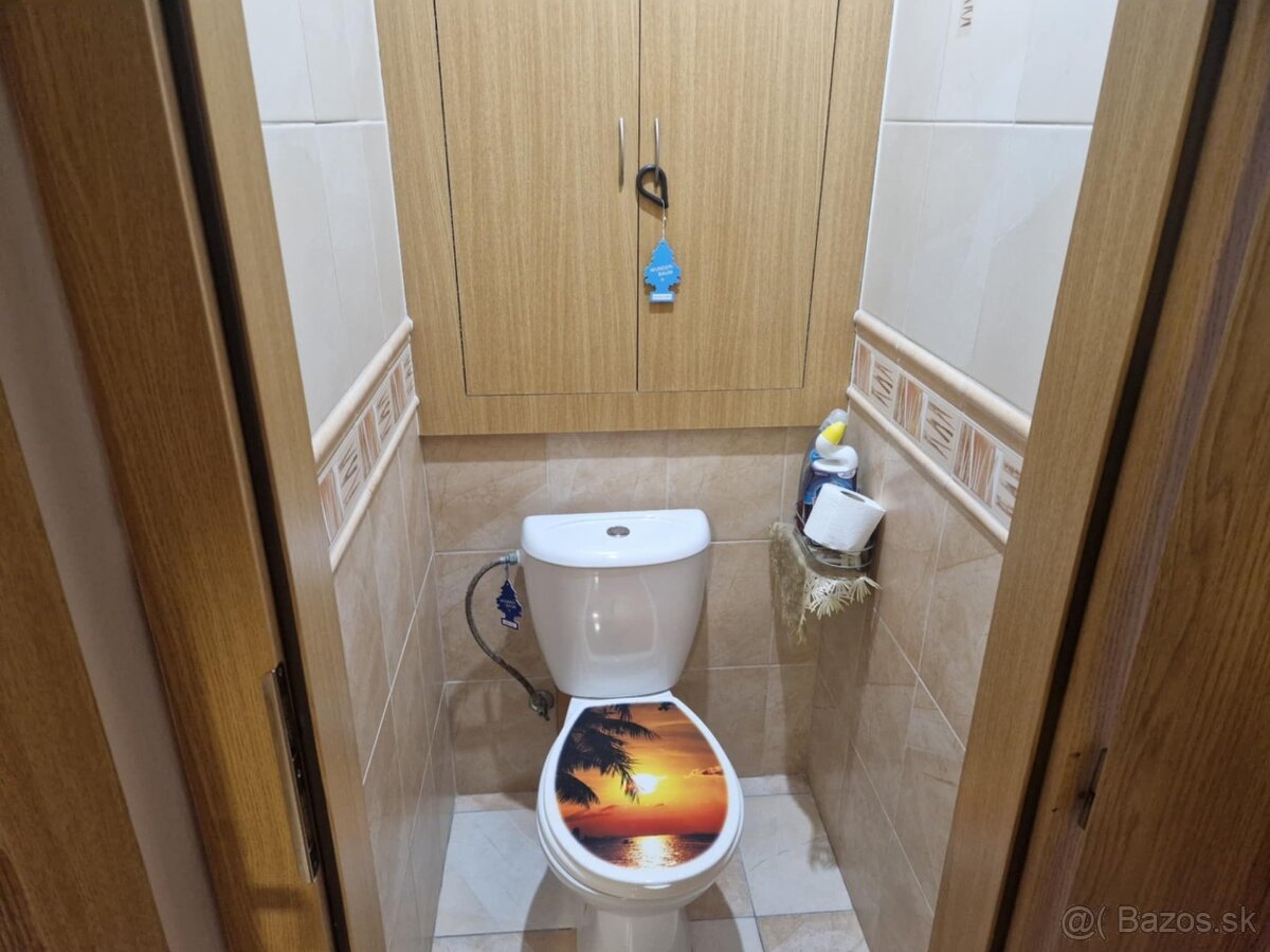 Na prenájom 4 izbový byt Handlová - 8