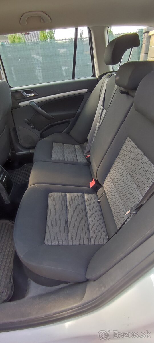 Škoda Octavia combi, 1,6 TDi - 8