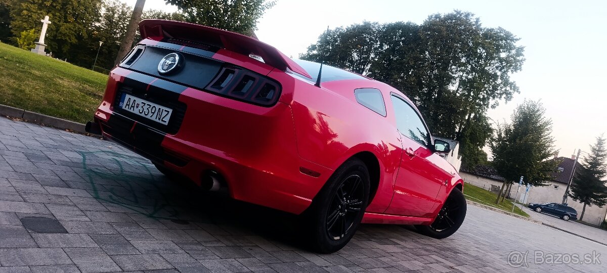 Ford Mustang 3.7 V6 California - 8