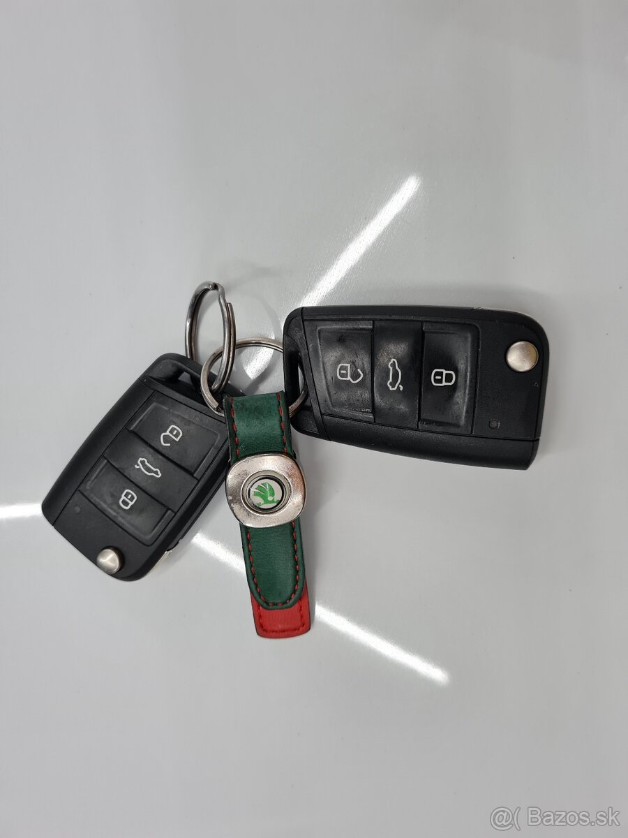 Škoda OCTAVIA 1,6 TDI combi - 8