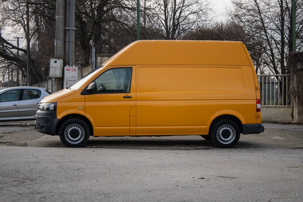 Volkswagen Transporter T5 2.0 TDI LR, 4d. - 8