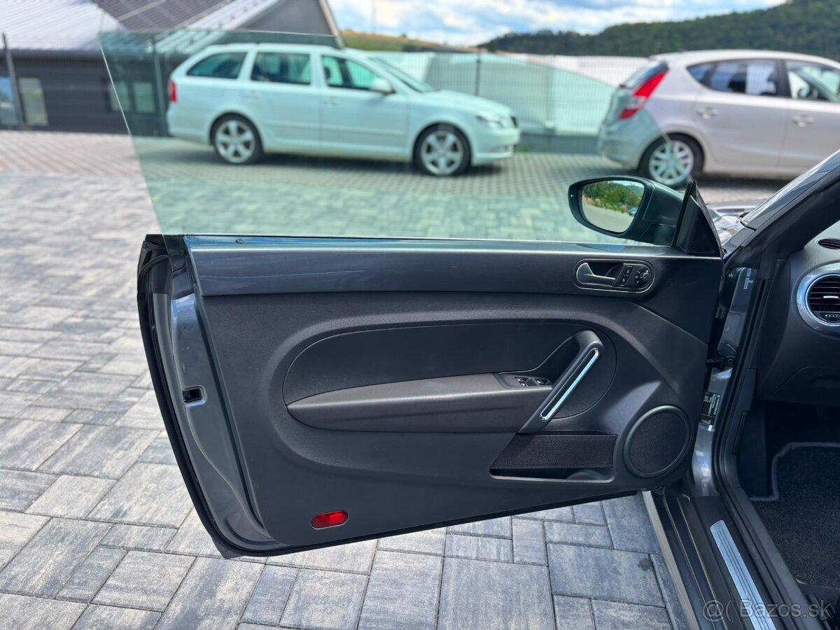VW Beetle Cabrio - 1.4TSI DSG - Design - 2013 - 8