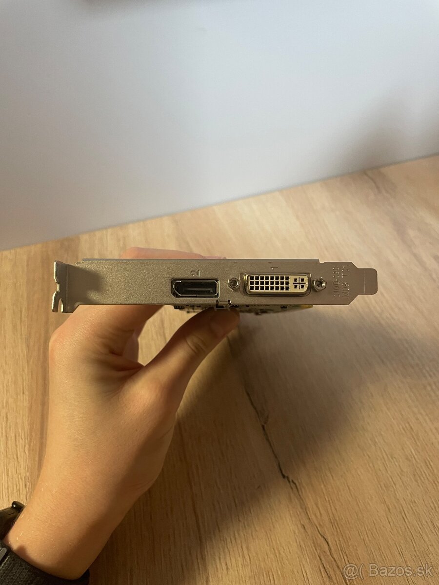 NVIDIA quadro k620 - 8