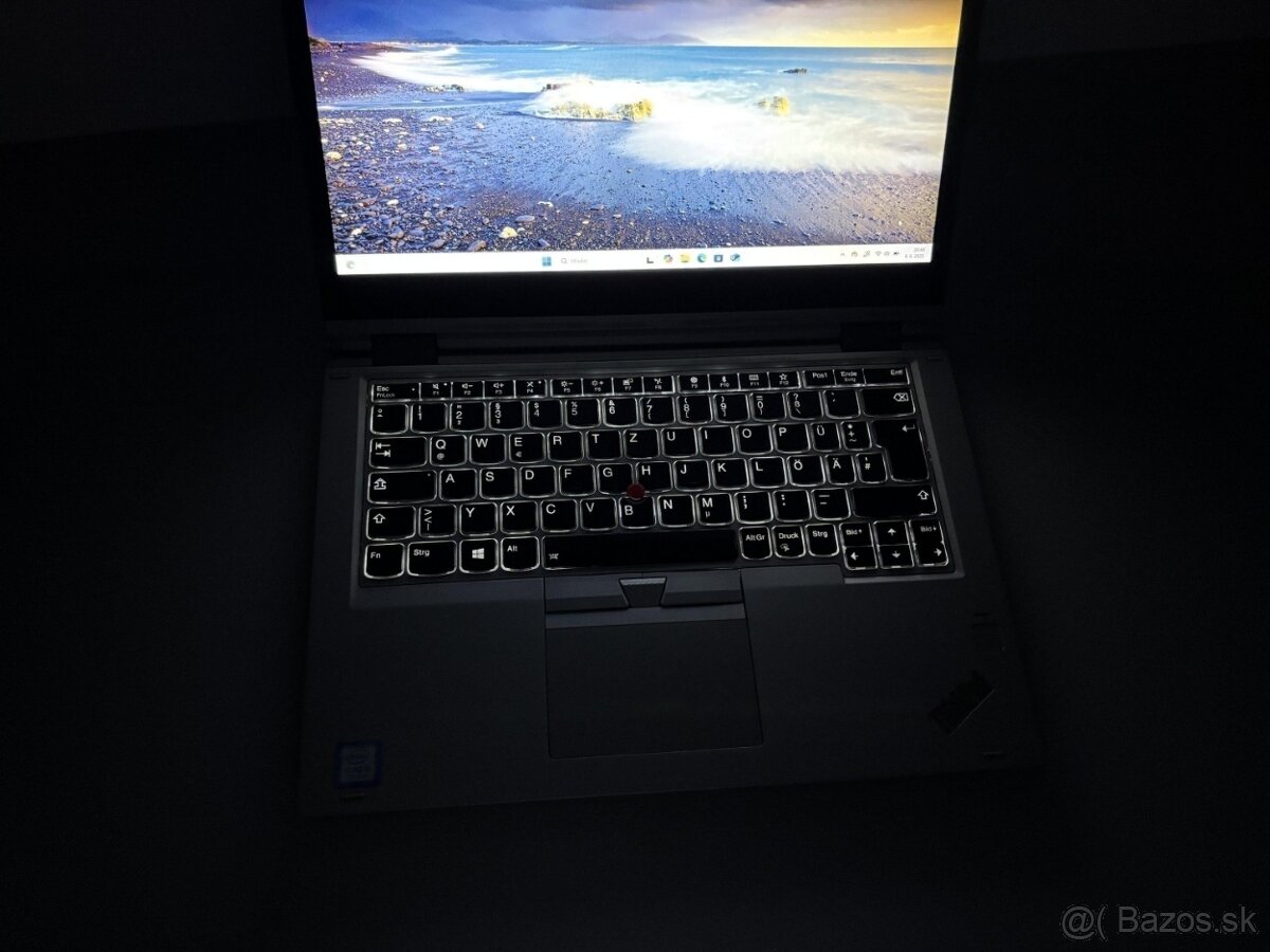 #030 - Lenovo Yoga 370/2v1/i5/256GB/W11 - 8