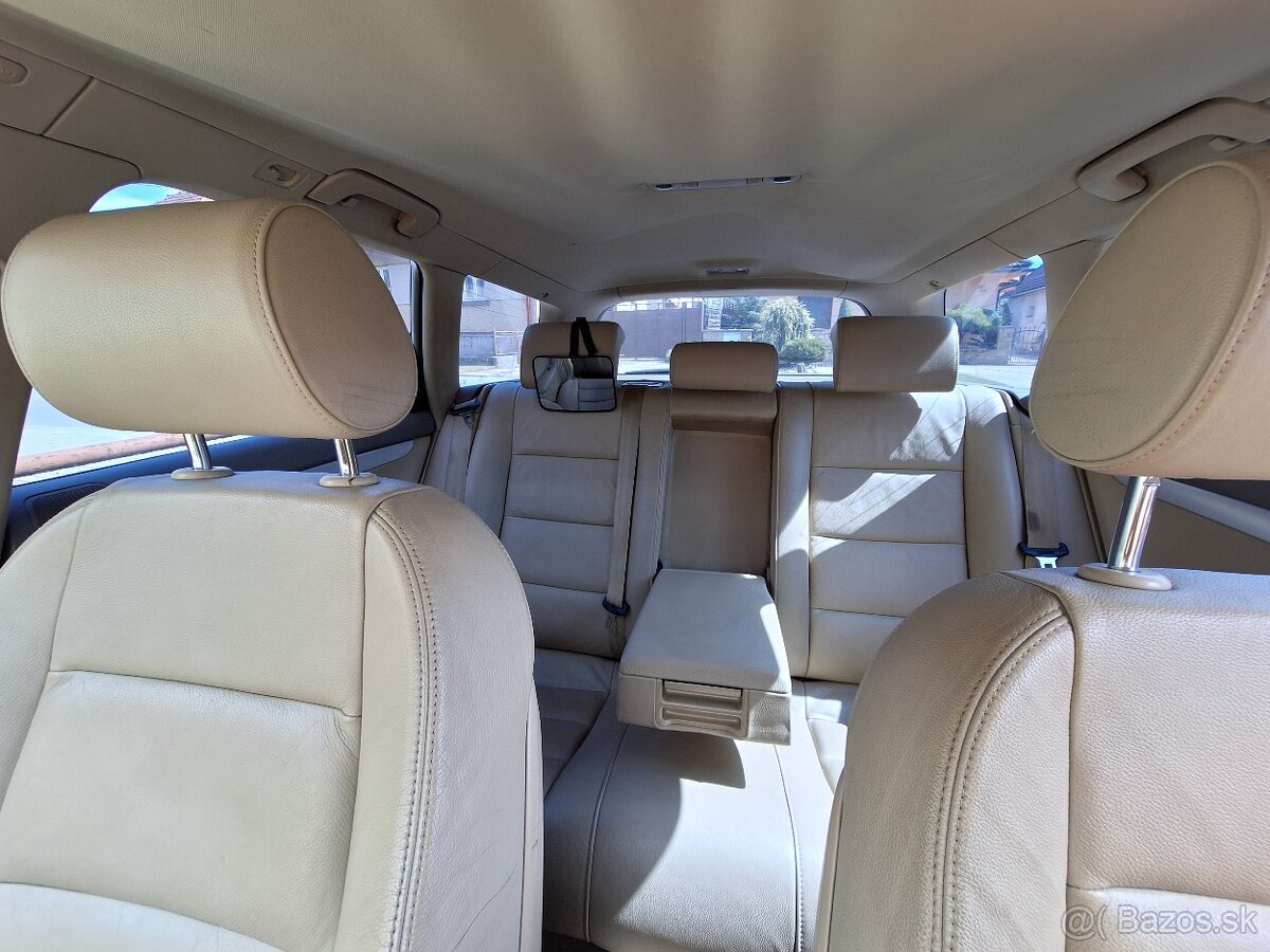 Audi A4 B7 2.0 TDi 125kw s-line - 8