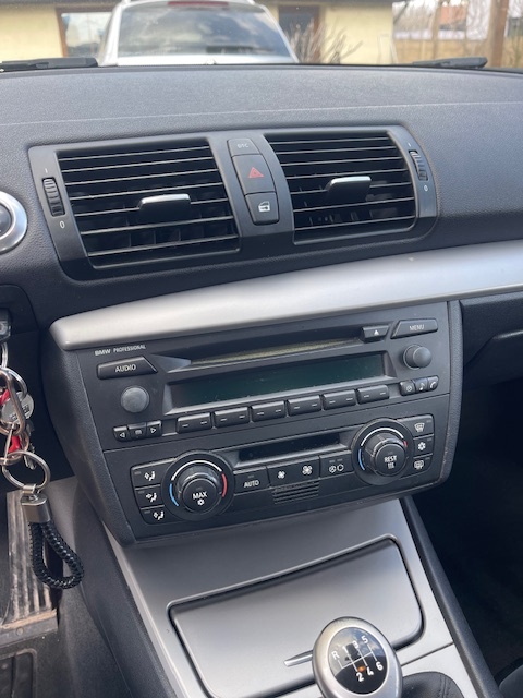 Predám BMW 120i , e87 - 8