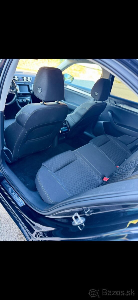 ŠKODA SUPERB - 8