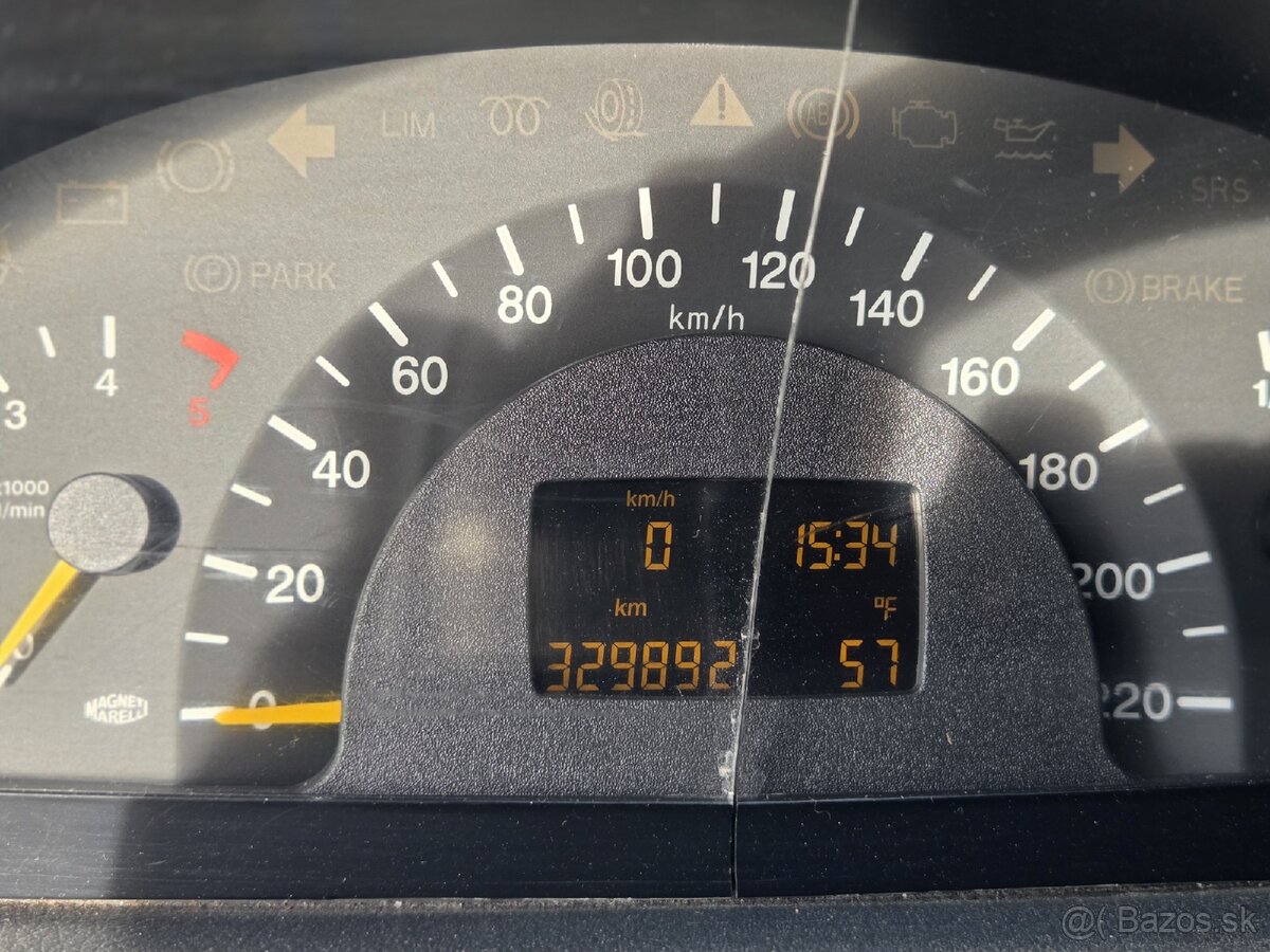 Mercedes Vito 2.2 - 8