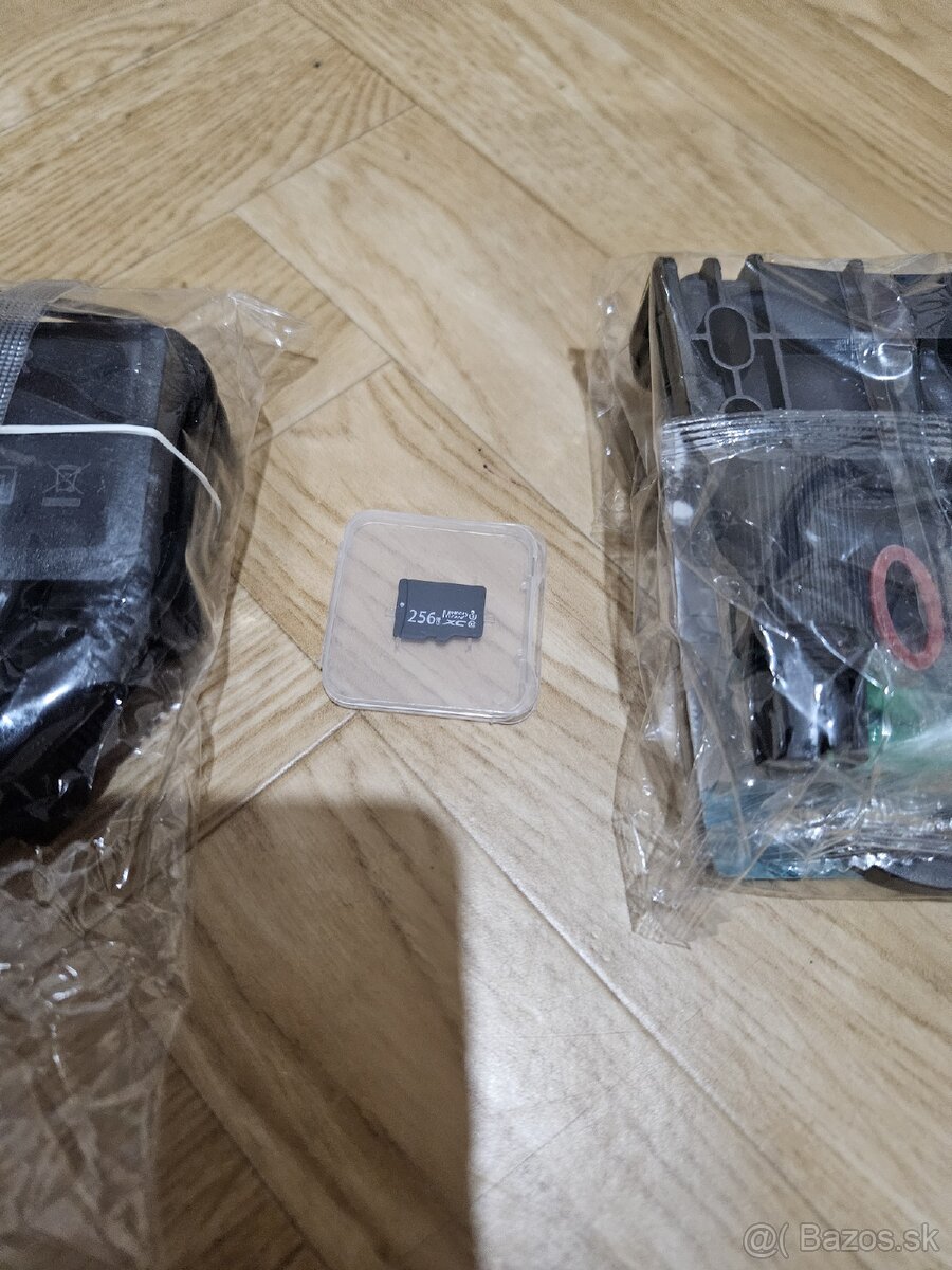 Wi-Fi 2,4 GHz, Lan PTZ kamera iCSee 256GB - 8